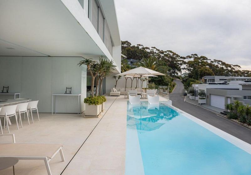 4 Bedroom Property for Sale in Fresnaye Western Cape